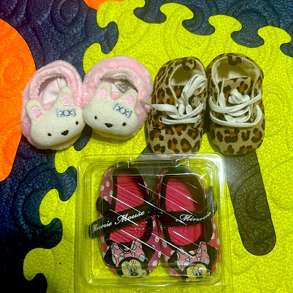 3 pairs of baby shoes